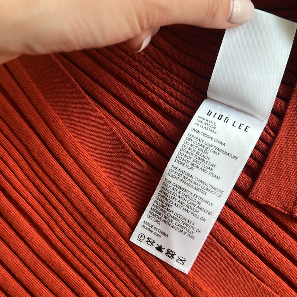 Dion Lee Gradient ribbed button-up dress in red - Picture 8 of 8